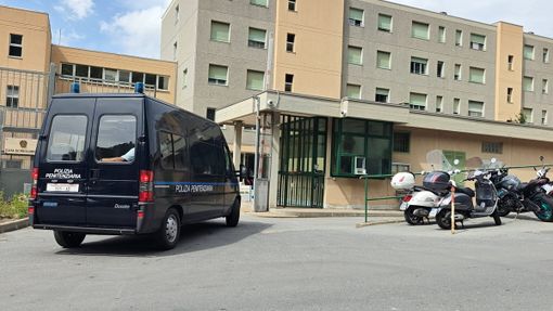 Il carcere di Sanremo, dove i tre indagati sono sottoposti a custodia cautelare