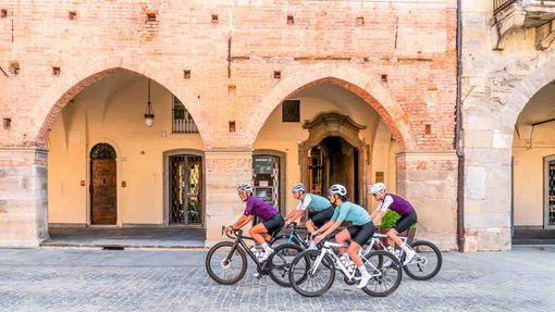 Alpi del Mare 2025: Granfondo, Cicloturistica e Music Run. Tre giorni di sport, musica e festa