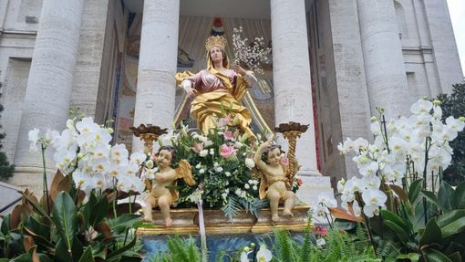 In foto alcuni momenti della festa patronale di Madonna dei Fiori, a Bra