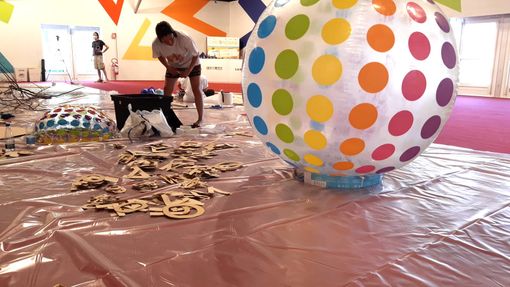 Artisti al lavoro al Pala Alba Capitale