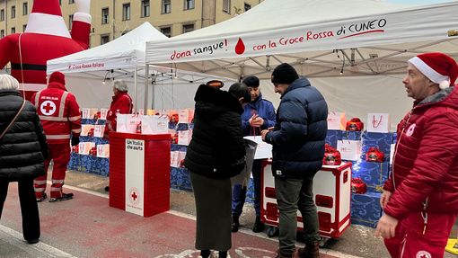 La Croce Rossa di Cuneo ha raccolto oltre 5.800 euro grazie ai cuneesi La Croce Rossa di Cuneo ha raccolto oltre 5.800 euro grazie ai cuneesi