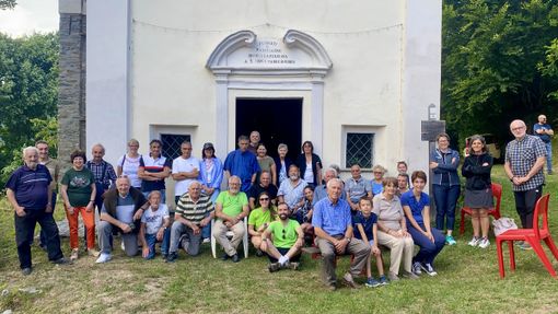 Alle Surie di Valcasotto un pomeriggio di festa per Sant’Anna e San Gioacchino Alle Surie di Valcasotto un pomeriggio di festa per Sant’Anna e San Gioacchino