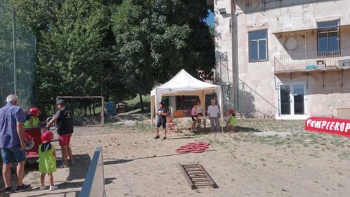 A Mondovì all'asilo estivo di Carassone con "Pompieropoli" A Mondovì all'asilo estivo di Carassone con "Pompieropoli"
