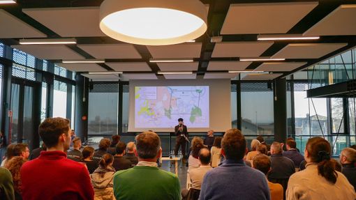 Genitorialità, leadership e spirito di squadra al centro del dialogo con Fiona May e Valeria Ciardiello Genitorialità, leadership e spirito di squadra al centro del dialogo con Fiona May e Valeria Ciardiello