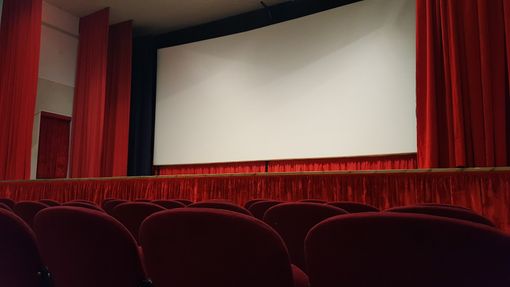 Riparte la stagione cinematografica alla Sala Polivalente di Piasco Riparte la stagione cinematografica alla Sala Polivalente di Piasco