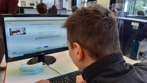 Web e rischi dell'uso dei social: via al percorso dedicato ai futuri geometri di Cuneo