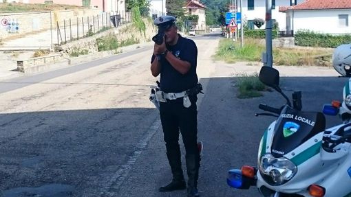 Controlli in Alta Langa, multati sei automobilisti e sequestrato un motociclo