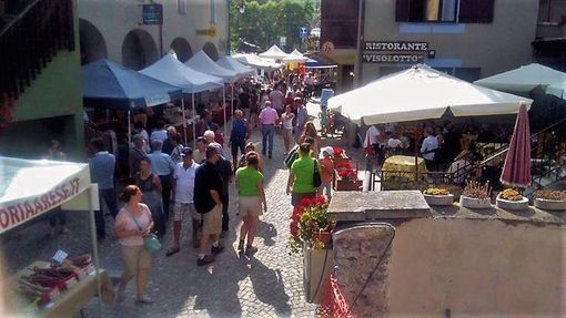 La fiera di San Giovanni in un'immagine di repertorio La fiera di San Giovanni in un'immagine di repertorio