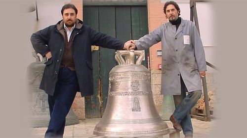 26 settembre 2015, "Campana di Expo day", il sacro bronzo fuso dalla Pontificia Fonderia Marinelli per il comune di Milano 26 settembre 2015, "Campana di Expo day", il sacro bronzo fuso dalla Pontificia Fonderia Marinelli per il comune di Milano