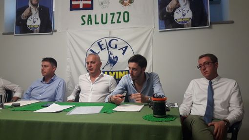 Esponenti leghisti in conferenza stampa a Saluzzo Esponenti leghisti in conferenza stampa a Saluzzo