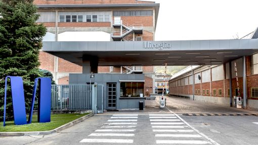 L'ingresso Miroglio in via Santa Barbara ad Alba