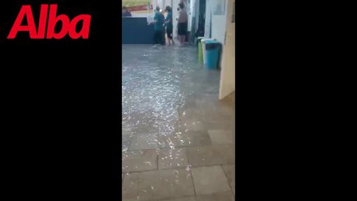 Pesanti i danni per il nubifragio che nel pomeriggio di ieri si è abbattuto sul centro roerino Pesanti i danni per il nubifragio che nel pomeriggio di ieri si è abbattuto sul centro roerino