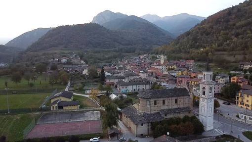 Una fiaccolata a San Damiano Macra per la vigilia di Natale