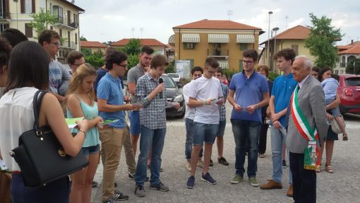 La consegna della Costituzione ai 18enni