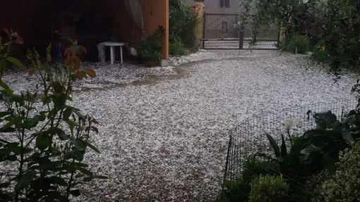 Grandinate in arrivo da domani con temperature al ribasso: le previsioni della settimana di datameteo.com Grandinate in arrivo da domani con temperature al ribasso: le previsioni della settimana di datameteo.com