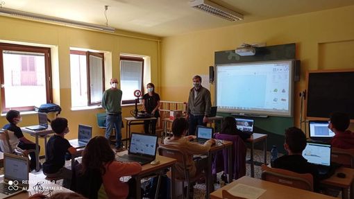 La scuola che cambia: il Comune regala una stampante 3D alla scuola media di Valdieri
