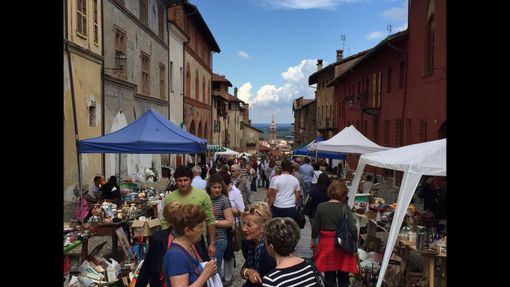 Saluzzo, Svuota la cantina in salita al Castello