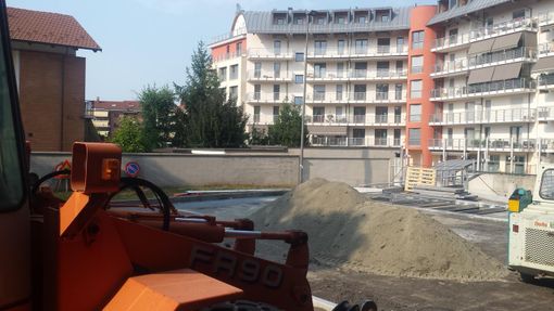Saluzzo, cantiere sul lato sinistro del Rio Torto in via della Resistenza