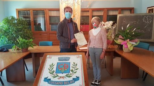 Cossano Belbo, dopo 35 anni di servizio va in pensione l'insegnante Wilma Pavese