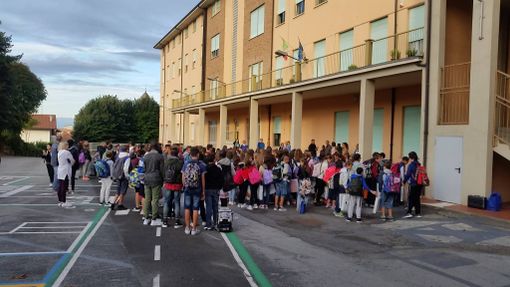 Abbandono di minori: parte dalla provincia di Cuneo la petizione per l’autonomia dei ragazzi delle scuole medie Abbandono di minori: parte dalla provincia di Cuneo la petizione per l’autonomia dei ragazzi delle scuole medie