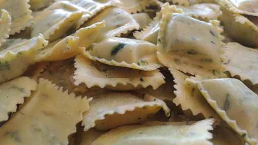 Primi, per passione: dal 1976 il Pastificio Dutto è la bottega della pasta fresca a Centallo (VIDEO) Primi, per passione: dal 1976 il Pastificio Dutto è la bottega della pasta fresca a Centallo (VIDEO)