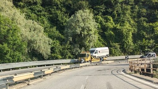 Lievi rallentamenti al traffico sul Ponte del Sale per incidente
