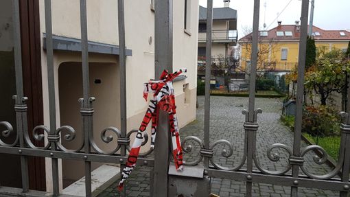 Rapina nella notte a Cuneo: la vittima conosceva il suo assalitore, in passato lo aveva aiutato economicamente