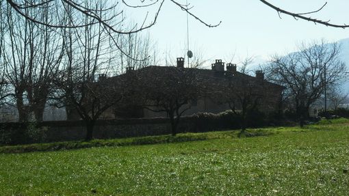 Sui lavori a Villa Sarah Beni Comuni e Cuneo Mia chiedono il rispetto delle norme di concessione: “Nascono da una scelta sbagliata, almeno siano corretti” Sui lavori a Villa Sarah Beni Comuni e Cuneo Mia chiedono il rispetto delle norme di concessione: “Nascono da una scelta sbagliata, almeno siano corretti”