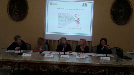 In Piemonte più di 1600 donne si sono rivolte ai centri antiviolenza della Regione In Piemonte più di 1600 donne si sono rivolte ai centri antiviolenza della Regione