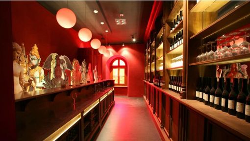 Il Castello Falletti di Barolo, sede del WIMU Wine Museum è tra le attrazioni visitabili Il Castello Falletti di Barolo, sede del WIMU Wine Museum è tra le attrazioni visitabili