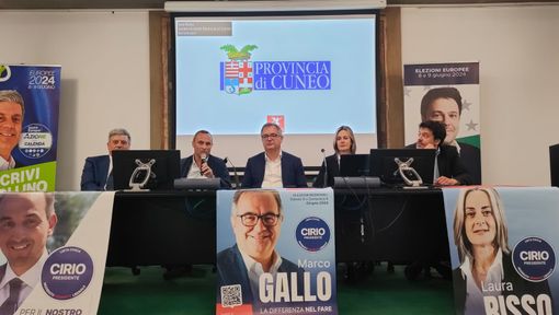 L'ex ministro Costa a Cuneo a sostegno di Marco Gallo e Maria Laura Risso