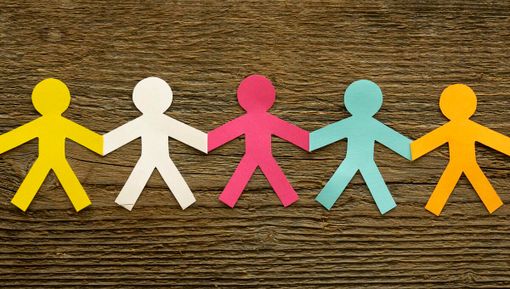 Alba, al via i bandi per i contributi alle associazioni: domande entro il 28 novembre Alba, al via i bandi per i contributi alle associazioni: domande entro il 28 novembre