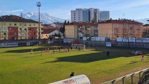 CALCIO ECCELLENZA / Gol e spettacolo tra Cuneo e Cheraschese, al Paschiero finisce 2-2