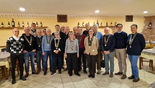 I confratelli della Tonda col sindaco di Cortemilia Roberto Bodrito, il vicesindaco Simone Dessino e l’assessore al Turismo e Manifestazioni Marco Zunino.