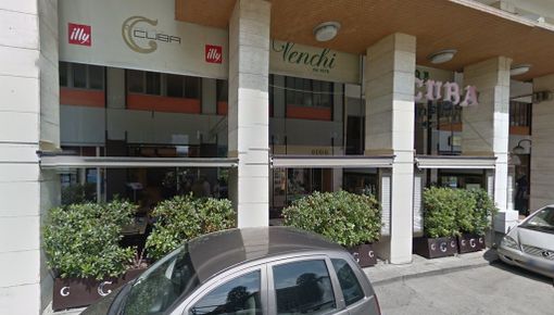 Cuneo, proteste per la movida in piazza Europa, il titolare del Relais Cuba: "Sono disponibile a collaborare con il quartiere"