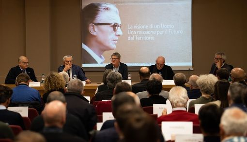 Il convegno dedicato a Don Gianolio "Ricordare il futuro e ricostruire un intelletto collettivo sociale" dello scorso novembre