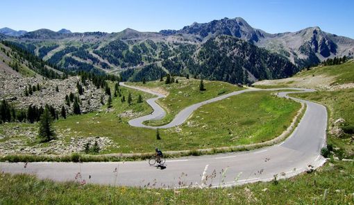 Il cinema arriva in quota, chiuso a intermittenza e per qualche ora il Colle della Lombarda Il cinema arriva in quota, chiuso a intermittenza e per qualche ora il Colle della Lombarda