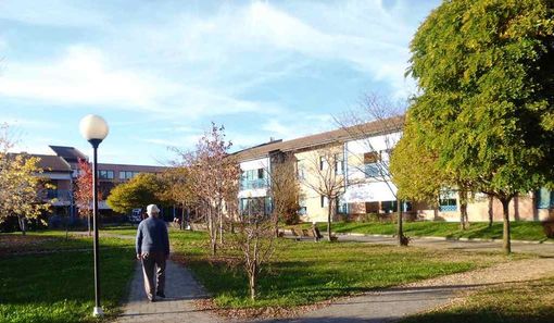 "Sacra Famiglia" di Mondovì: nuovo decesso nella notte, ricoverato un ospite in ospedale