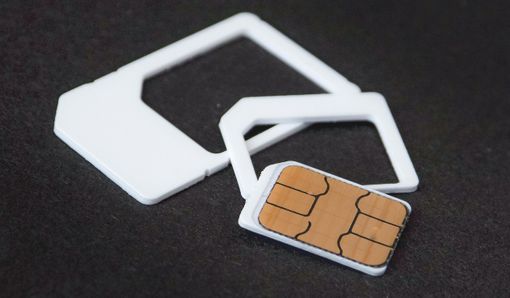 E-Sim: che cosa è, come attivarla e quali vantaggi offre E-Sim: che cosa è, come attivarla e quali vantaggi offre