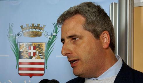 Riforma delle province: i dubbi di Borgna sull'Huffington Post