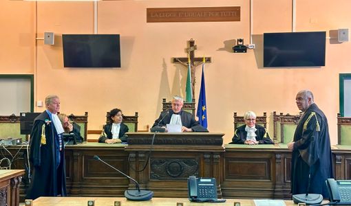 Da sinistra a destra: il procuratore Onelio Dodero, il presidente della sezione civile Roberta Bonaudi, il presidente di sezione Edmondo Pio, il giudice Elisabetta Meinardi e il nuovo presidente del tribunale di Cuneo Mario Amato Da sinistra a destra: il procuratore Onelio Dodero, il presidente della sezione civile Roberta Bonaudi, il presidente di sezione Edmondo Pio, il giudice Elisabetta Meinardi e il nuovo presidente del tribunale di Cuneo Mario Amato