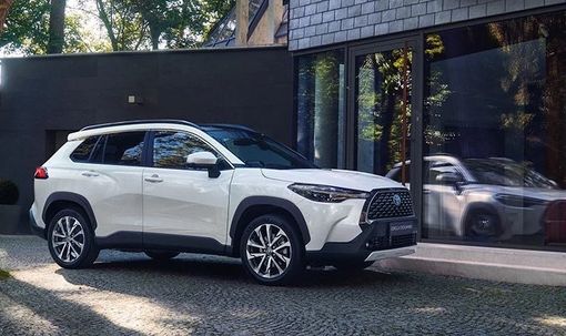 Nuova Corolla Cross Hybrid