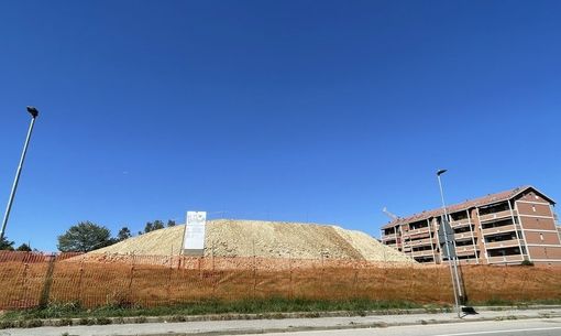 Mondovì, oltre 5mila metri cubi di terra da smaltire a parco Europa, il Comune: "Verrà spostato a costo zero per l'ente"