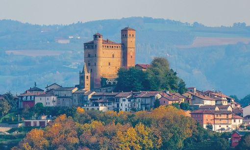 Al castello di Serralunga visite speciali per Halloween sulle tracce dell'antico passato del maniero Al castello di Serralunga visite speciali per Halloween sulle tracce dell'antico passato del maniero