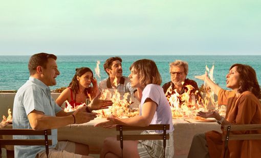 Immagine dalla locandina del film "Casa in fiamme"