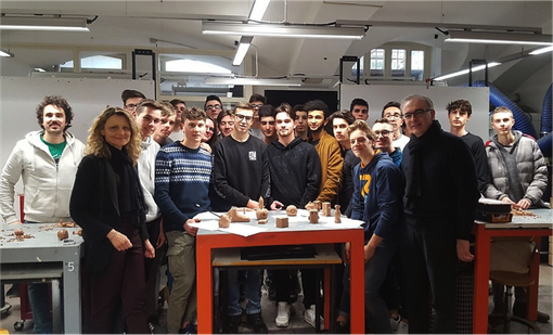 L'Itis del Pozzo di Cuneo in visita allo Ied di Torino L'Itis del Pozzo di Cuneo in visita allo Ied di Torino