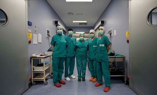 Sanità, c'è l'accordo: assunti anche gli specializzandi per i servizi nei luoghi più lontani. Con bonus economici