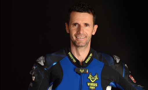 “Ciao campione”, l’ultimo saluto a Fabrizio “Gatto” Giraudo, morto sulla pista di Misano “Ciao campione”, l’ultimo saluto a Fabrizio “Gatto” Giraudo, morto sulla pista di Misano