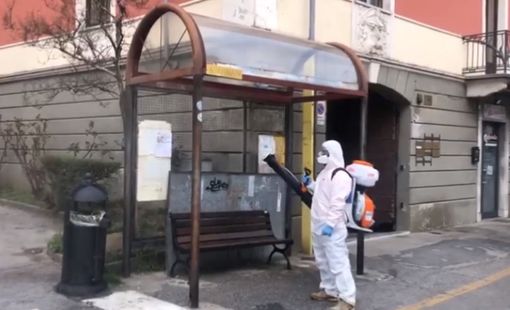 Mondovì combatte il Coronavirus: avviate operazioni di sanificazione in città (VIDEO) Mondovì combatte il Coronavirus: avviate operazioni di sanificazione in città (VIDEO)