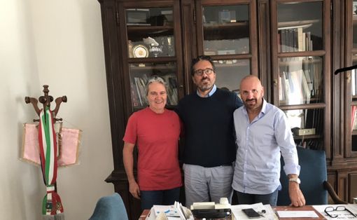 L'incontro della delegazione di AGB con il nuovo sindaco di Limone Piemonte, Massimo Riberi L'incontro della delegazione di AGB con il nuovo sindaco di Limone Piemonte, Massimo Riberi